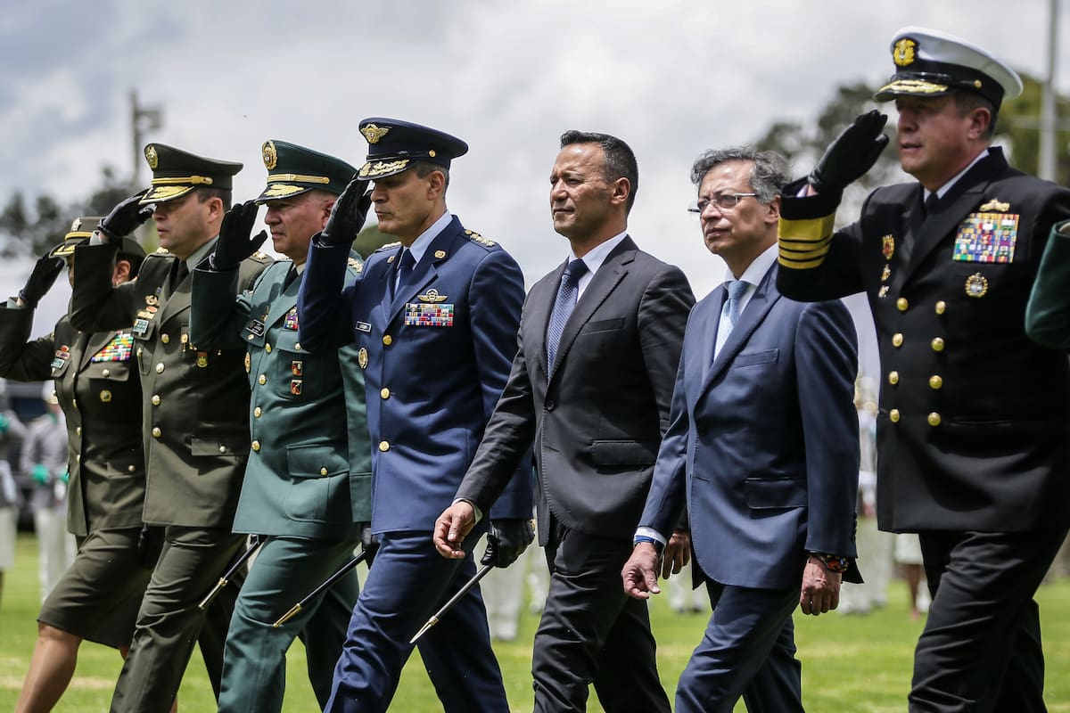 Procuraduría revisa si hubo errores militares en operativo en el que fallecieron 15 menores