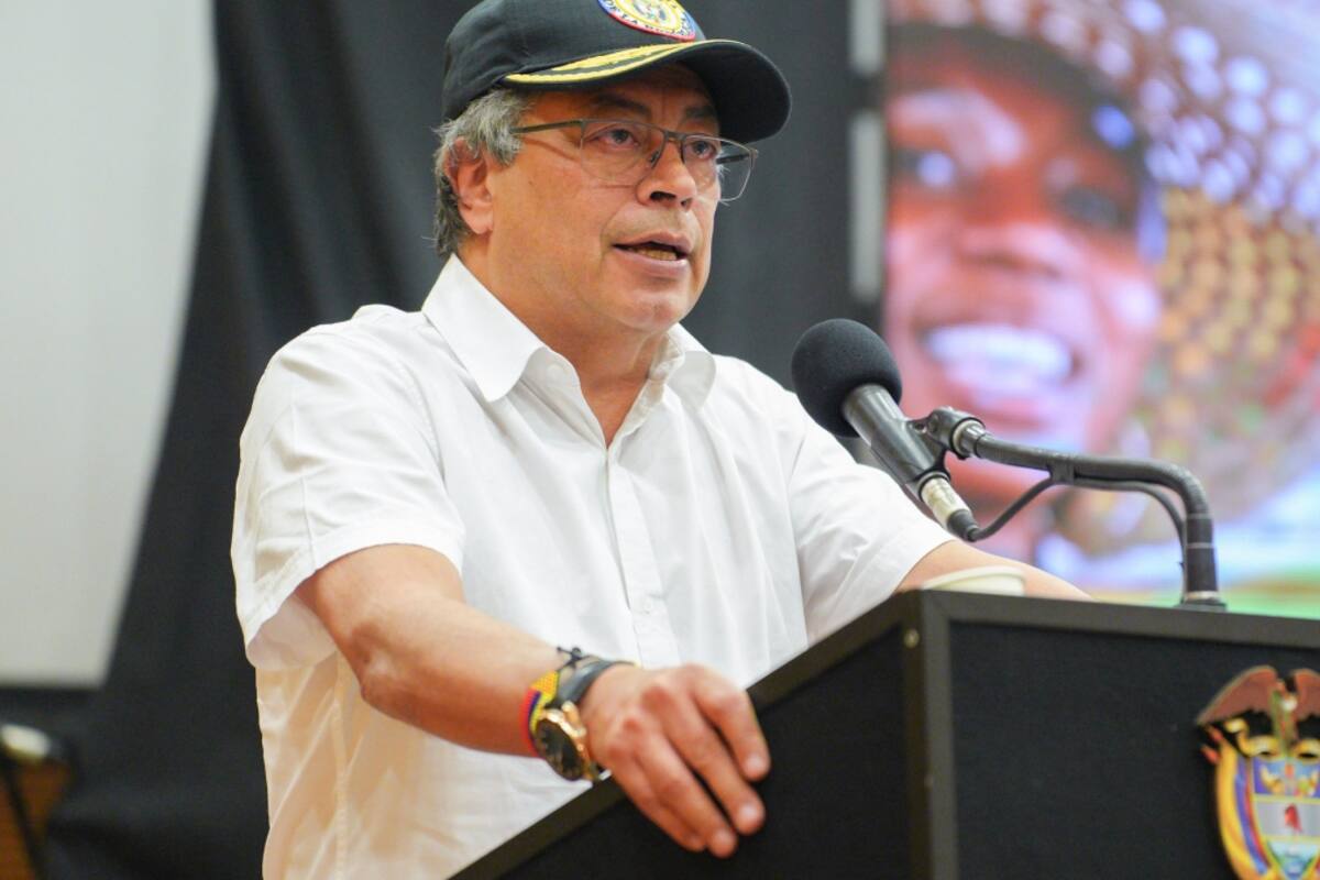 Los siete ministros que saldrían del gabinete del presidente Gustavo Petro