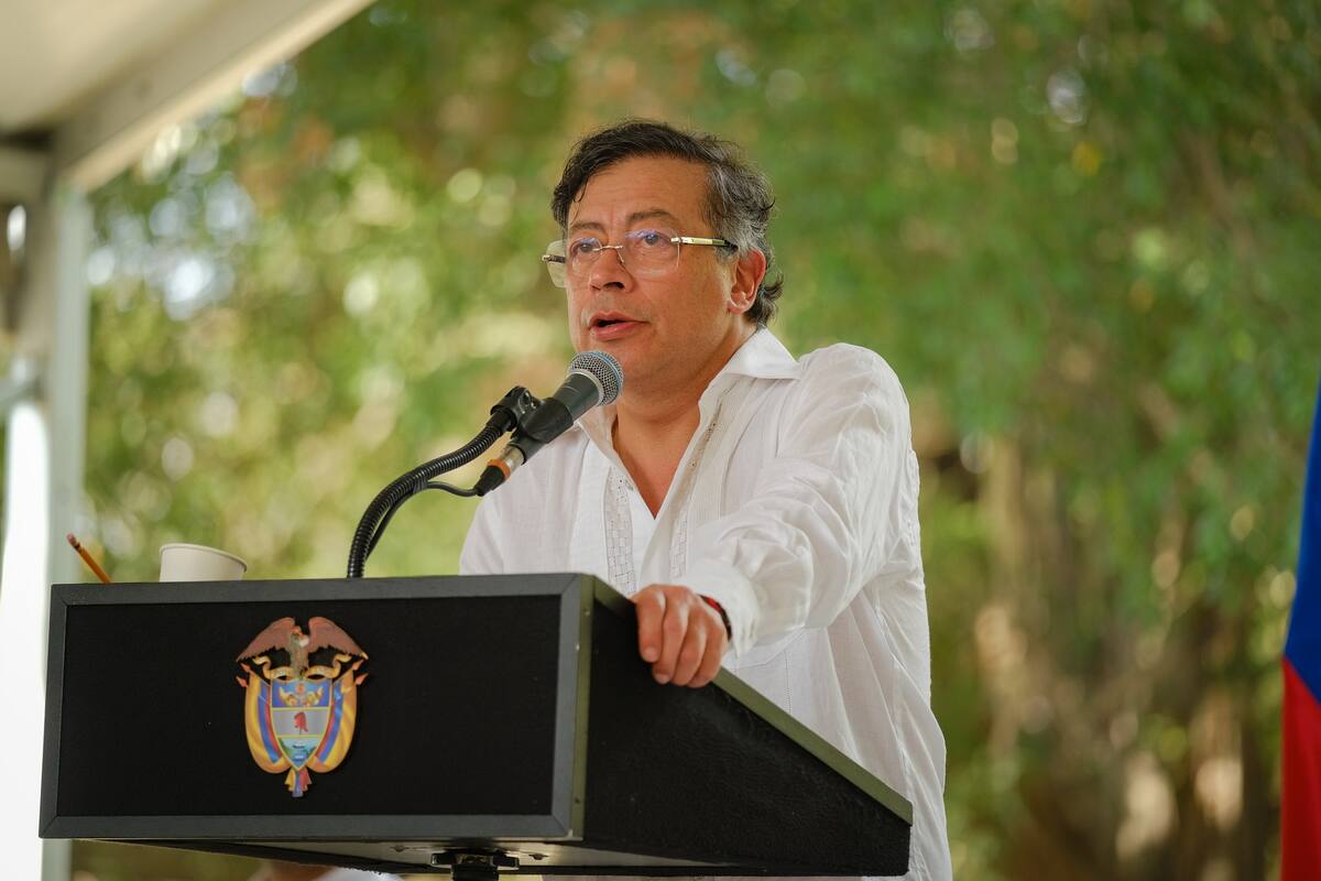 Reforma a la salud: Petro hace fuerte advertencia a las EPS