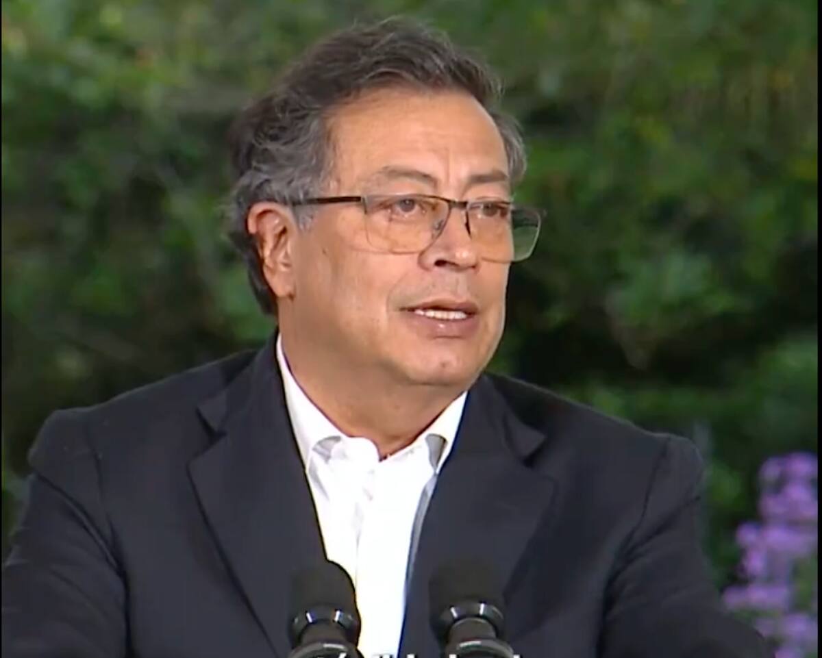 El presidente de Colombia, Gustavo Petro, solicitó al presidente de Venezuela, Nicolás Maduro, que suspenda la venta de la empresa Monómeros Colombo Venezolano S.A. y manifestó no estar de acuerdo con su privatización.//Cortesía.