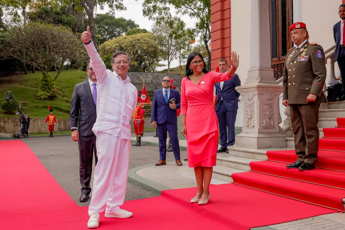 Gustavo Petro y Delcy Rodríguez sellan alianza en seguridad e inteligencia