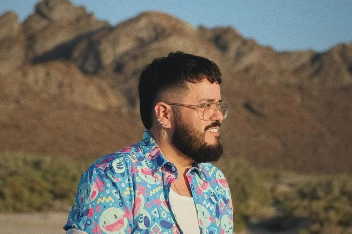 Hallan muerto en su casa a reconocido influencer y humorista