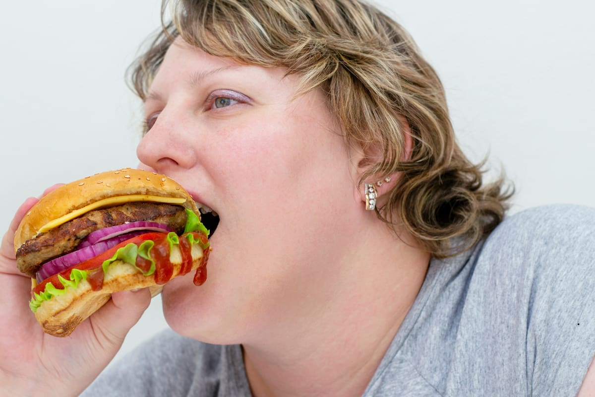 ¿Quién es Miguel Castillo? El tiktoker viral por el caso de la “hamburguesa triple”