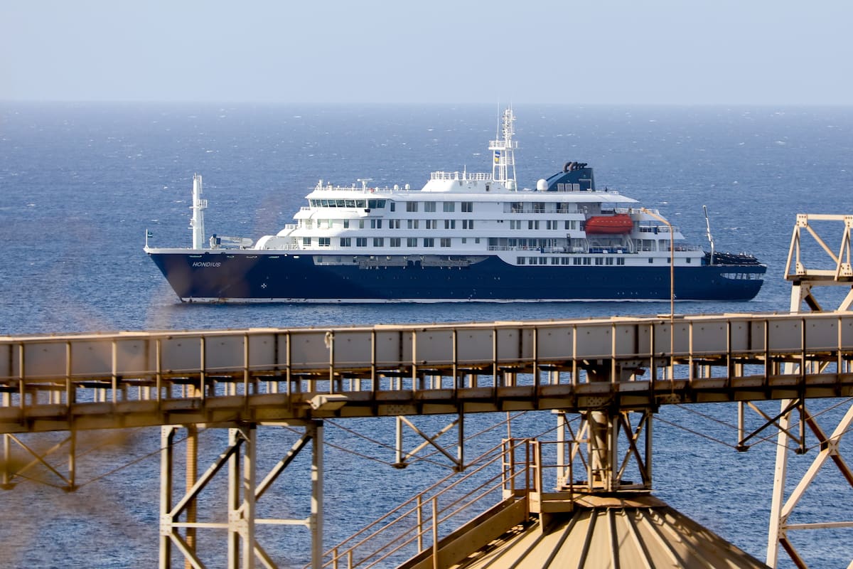 España autoriza llegada de crucero con brote de hantavirus a Canarias