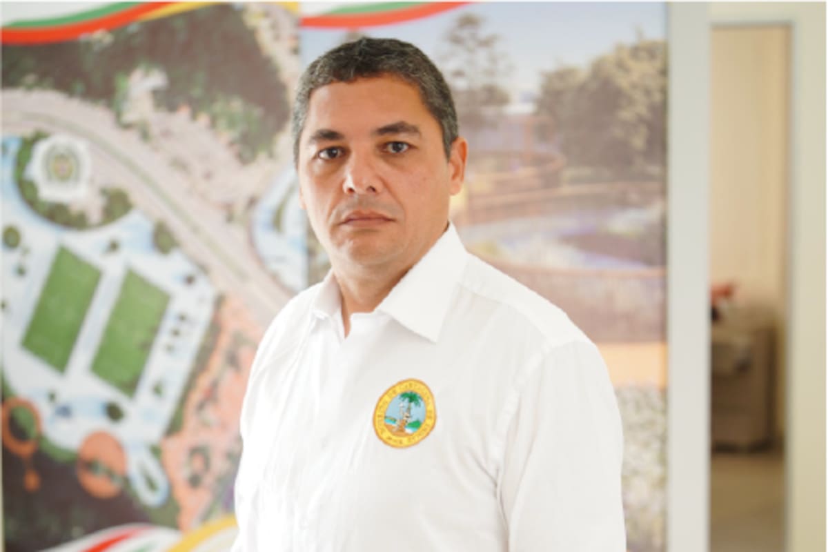 Asume nuevo secretario de Hacienda del Distrito