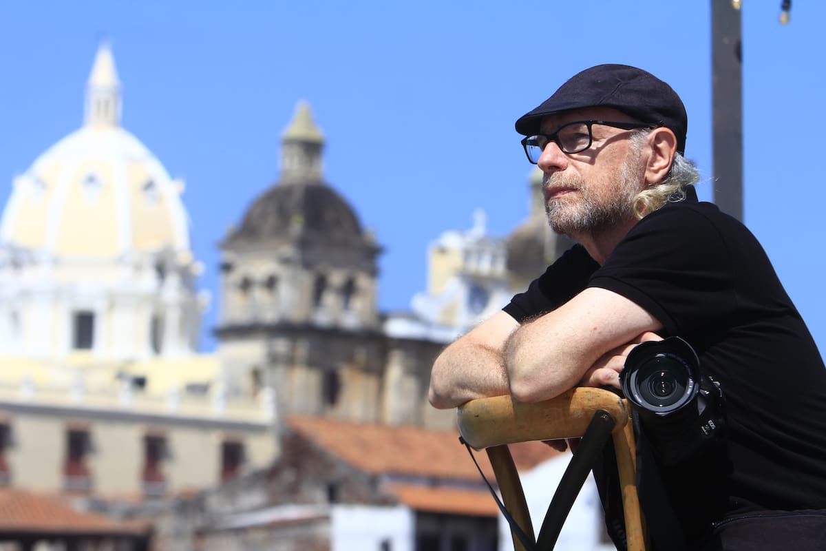 El artista de los escritores: Daniel Mordzinski, en Cartagena. //julio castaño-el universal