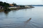 Hallan muerto a pescador, de 26 años, tras volcarse su canoa en el río Magdalena