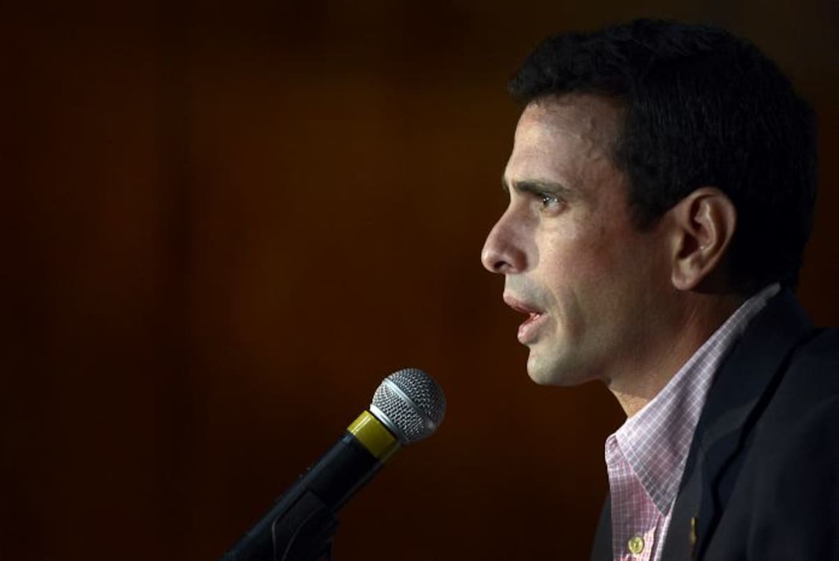 Henrique Capriles advierte: quienes piden invasión “no viven en Venezuela”.