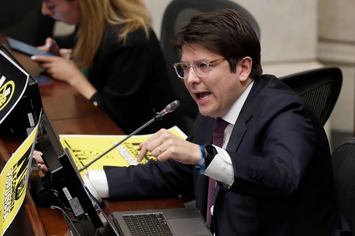 Desaparece celular clave en ataque contra Miguel Uribe Turbay, según Fiscalía