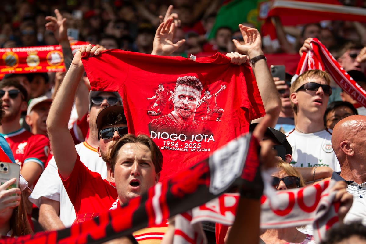 En fotos: el bello mural con el que recuerdan a Diogo Jota en Liverpool