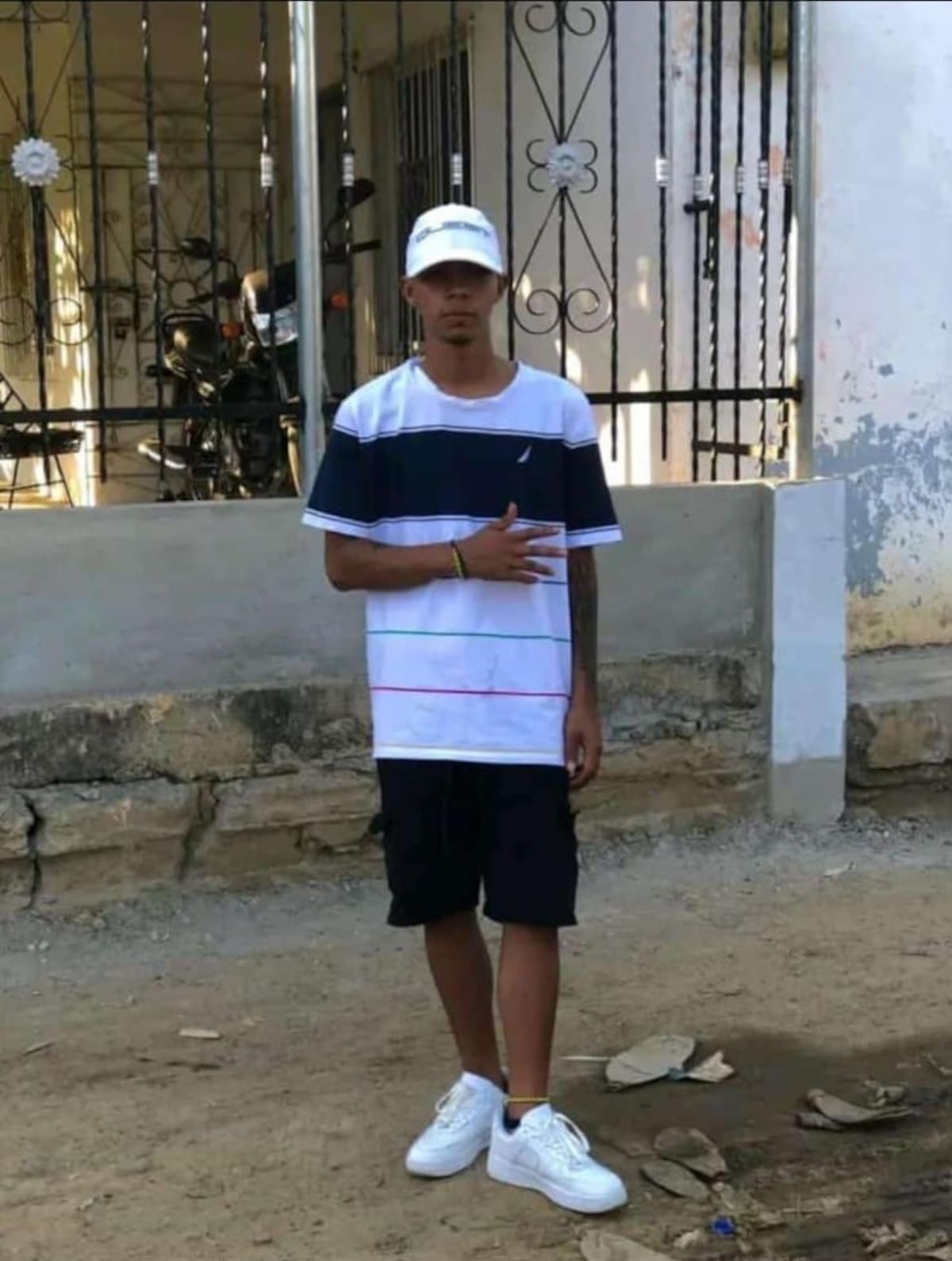 Duván Andrés Villa Puerta tenía 21 años y residía con su familia en el barrio El Tanque, de Arjona.