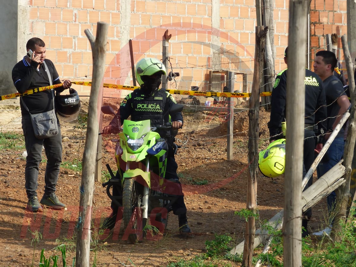 Las autoridades hicieron presencia poco después del homicidio. //Foto Cortesía Noticias Cúcuta 75
