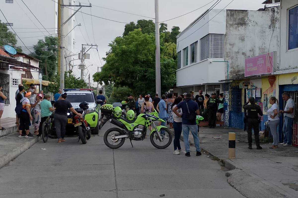 Atentado en el barrio Chipre: sicarios matan a hombre en una tienda