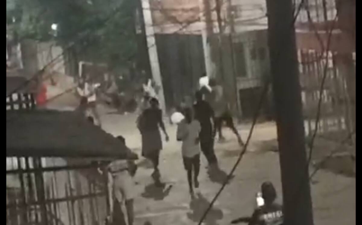 A Dairo Miguel Rodríguez Segura, el joven de 25 años, lo mataron a pedradas y machetazos en la madrugada de este domingo 25 de enero, en una calle del barrio La Candelaria, en Cartagena. //FOTO CAPTURA DE VIDEO.