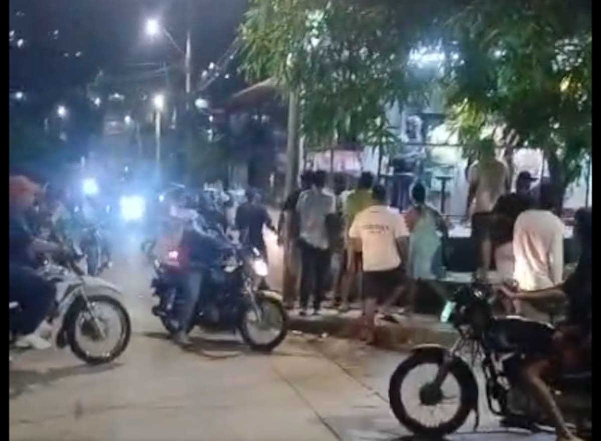 Como Daniel Yesid Cervantes Magallanes, de 28 años, identificaron al hombre que sicarios mataron en la noche de este lunes en el barrio La María. //FOTO CAPTURA DE VIDEO.