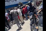 Frustran atraco en San José de Los Campanos: un hombre abatido por la Policía y otro capturado