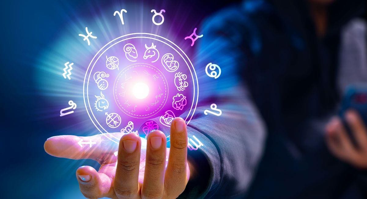 Predicciones diarias signo por signo.