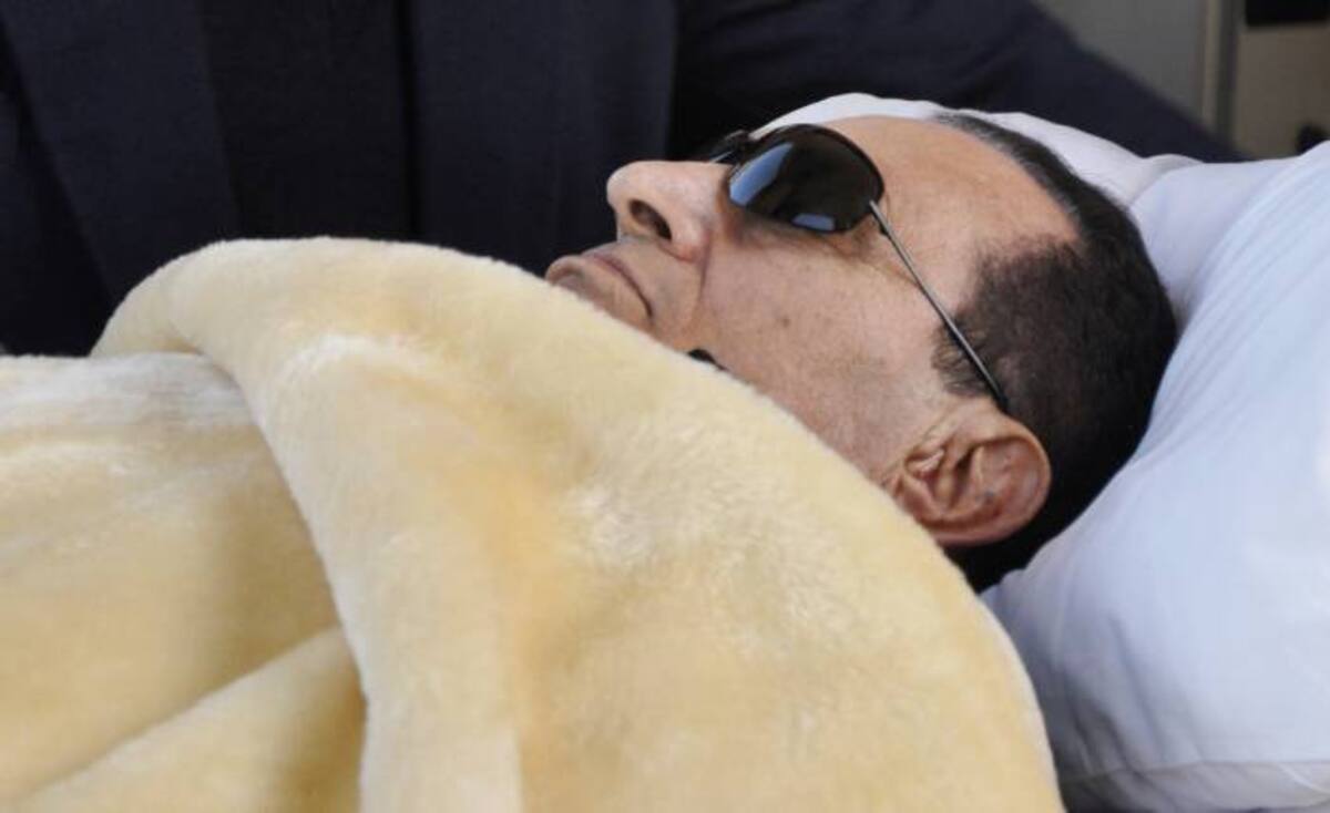 Hosni Mubarak, regresa a la cárcel AP