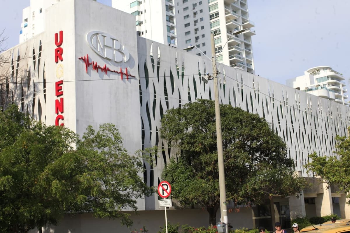El Nuevo Hospital de Bocagrande solicitó a varias Entidades Promotoras de Salud (EPS) y a las autoridades del sector adoptar medidas urgentes para garantizar la atención de los pacientes que permanecen hospitalizados en la institución. // Foto: Óscar Díaz.