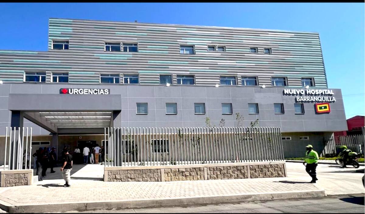 En el Hospital General Barranquilla se encuentran los dos hombre que resultaron heridos la madrigada de este martes durante un atentado sicarial en el barrio Centro.//Cortesía.