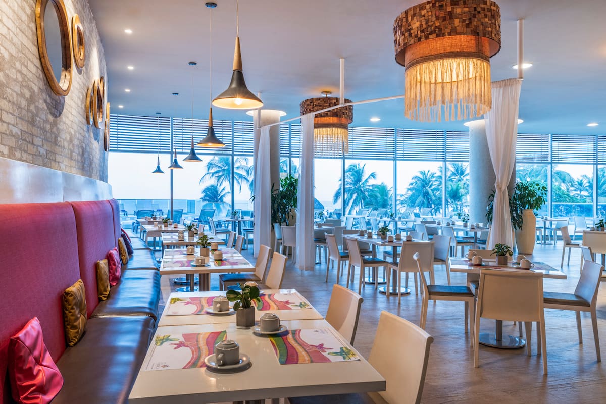 ¿Tienes plan para el Día de la Madre? El Hotel Las Américas tendrá buffet árabe frente al mar