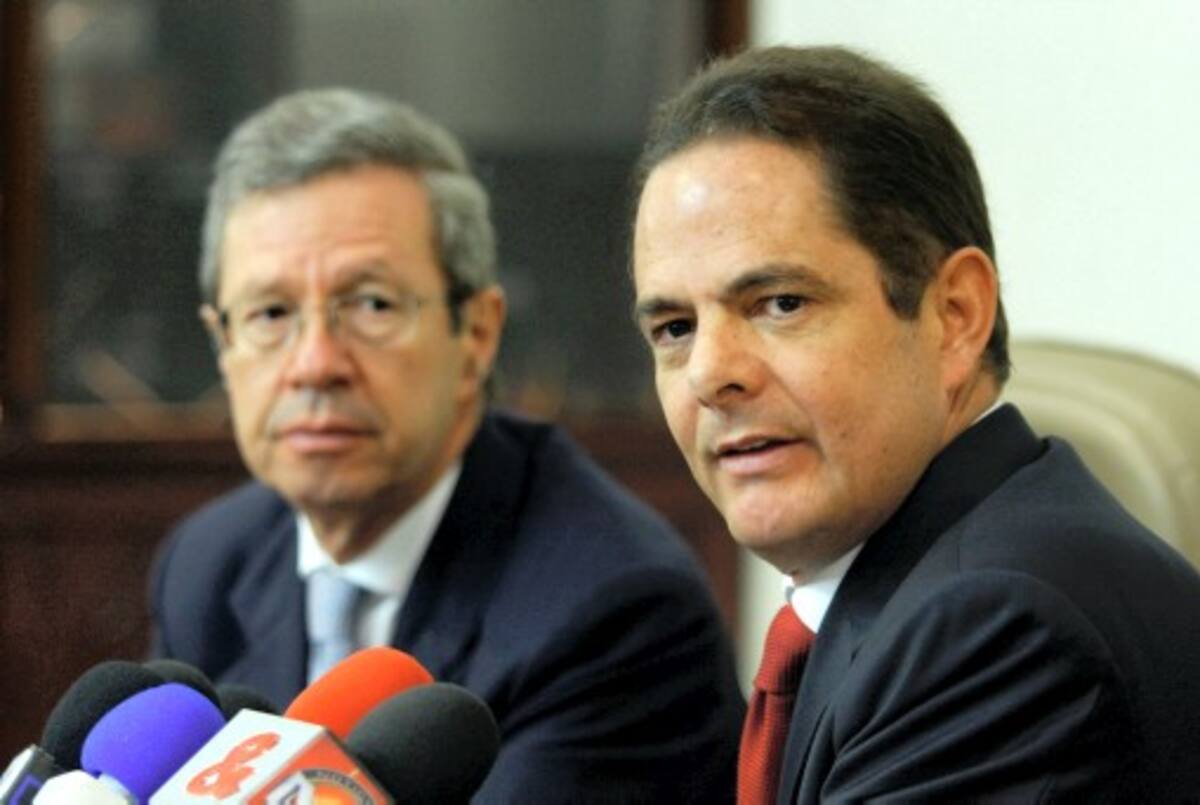 Ministros de Justicia, Juan Carlos Esguerra, y de Interior, Germán Vargas Lleras ARCHIVO