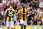 El recién ascendido Hull City sorprendió al Manchester United en la Premier League