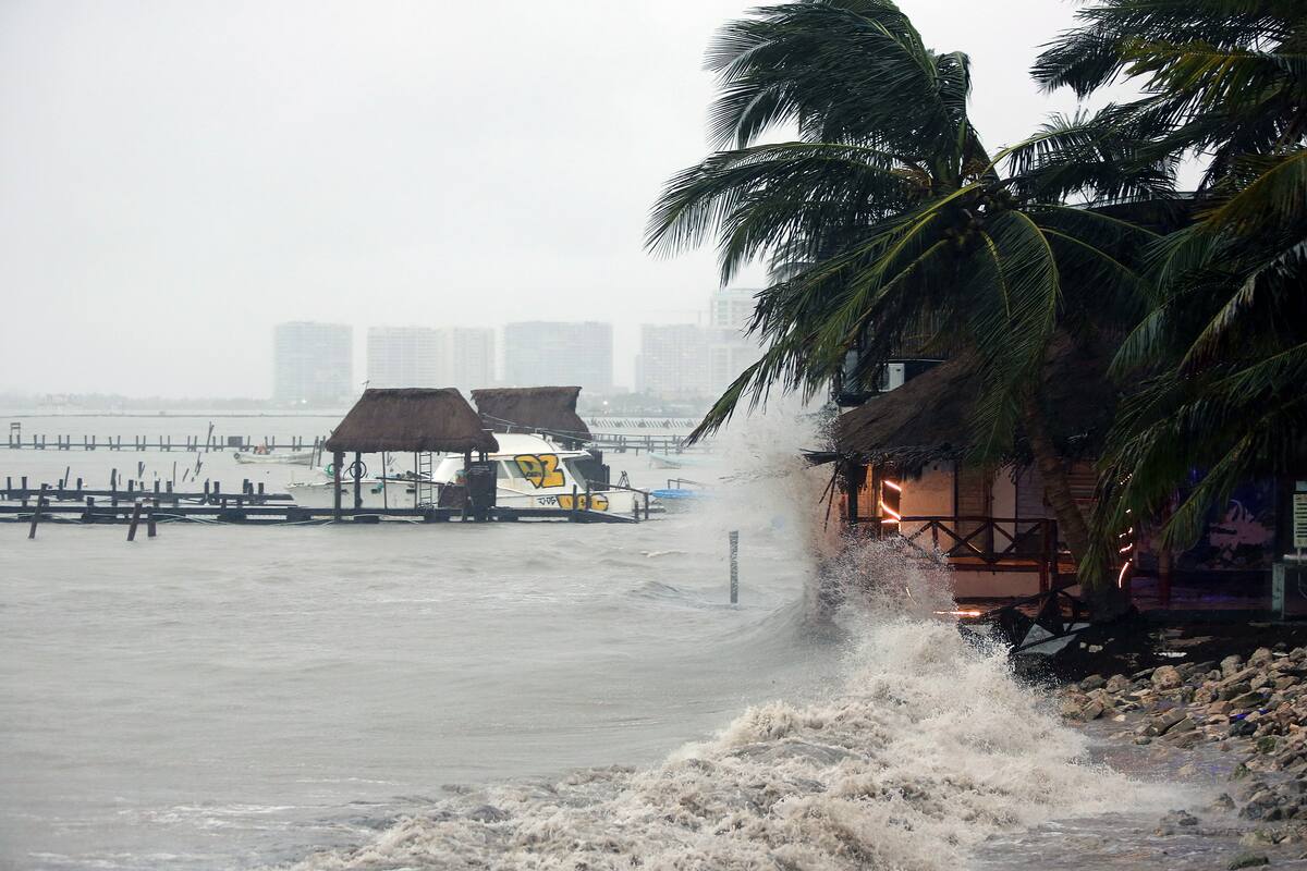 El huracán Helene llegó a La Florida, Estados Unidos, y deja por el momento cuatro muertos y decenas de heridos.