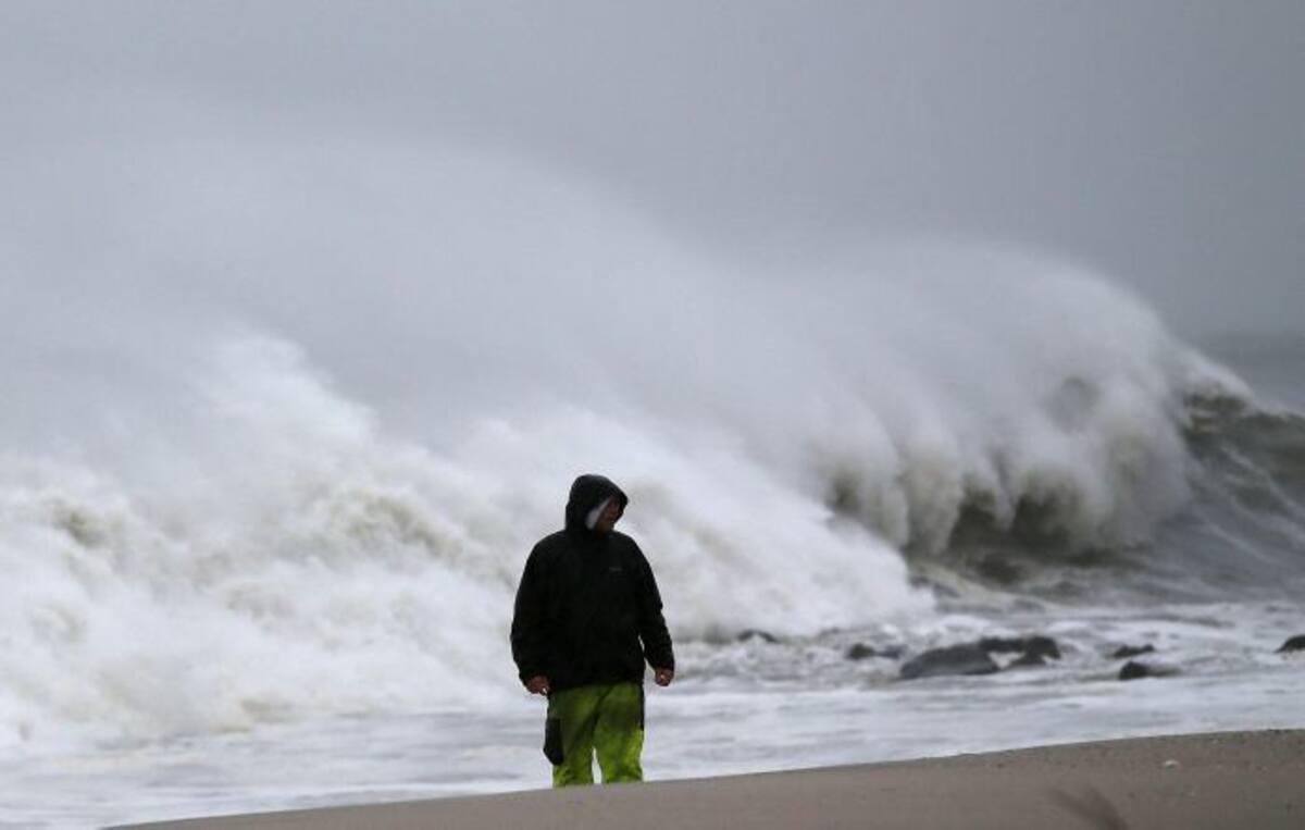 Las autoridades advirtieron que Nueva York podría verse afectado por una crecida en el agua de mar en zonas bajas de Manhattan. AFP MARK WILSON