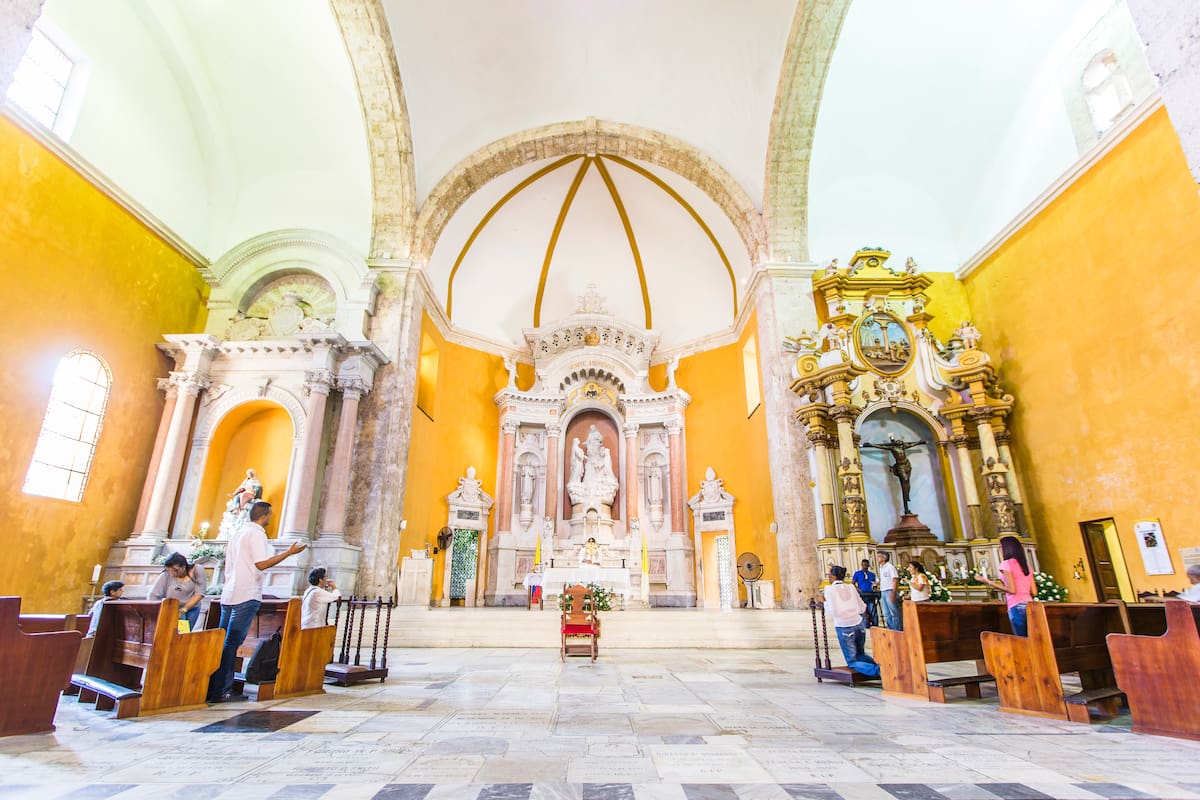Interior de la iglesia de Santo Domingo.