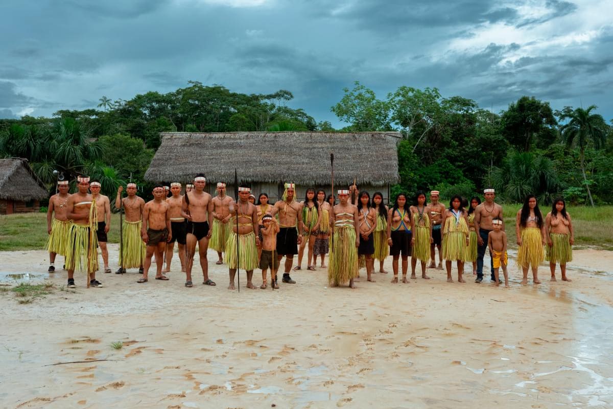 Nativos retienen a 3 policías y 6 civiles por la minería ilegal en Perú