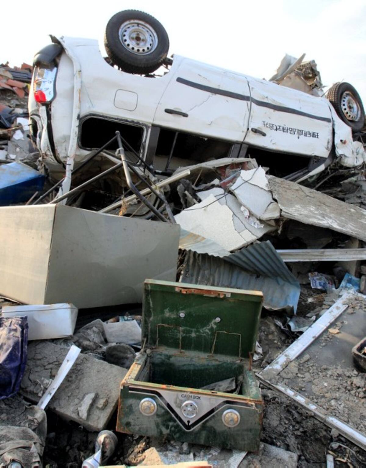 Terremoto, tsunami y crisis nuclear en Japón. AP LEE JIN-MAN
