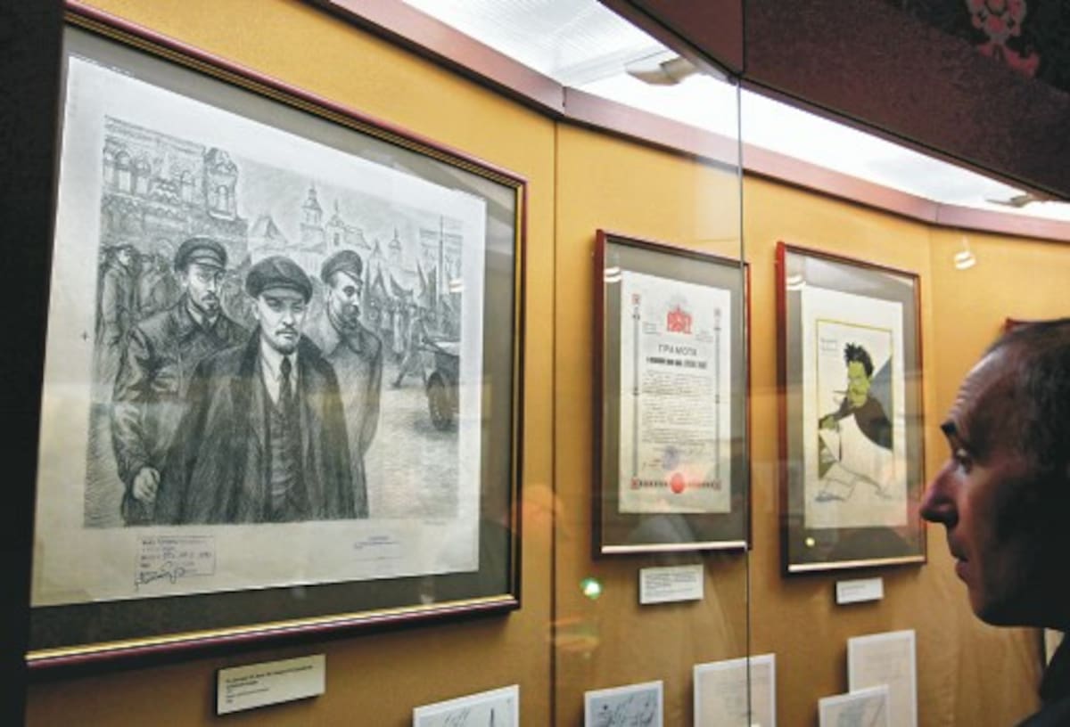 Imágenes de Lenin en el Museo de Moscú. Fotos AP