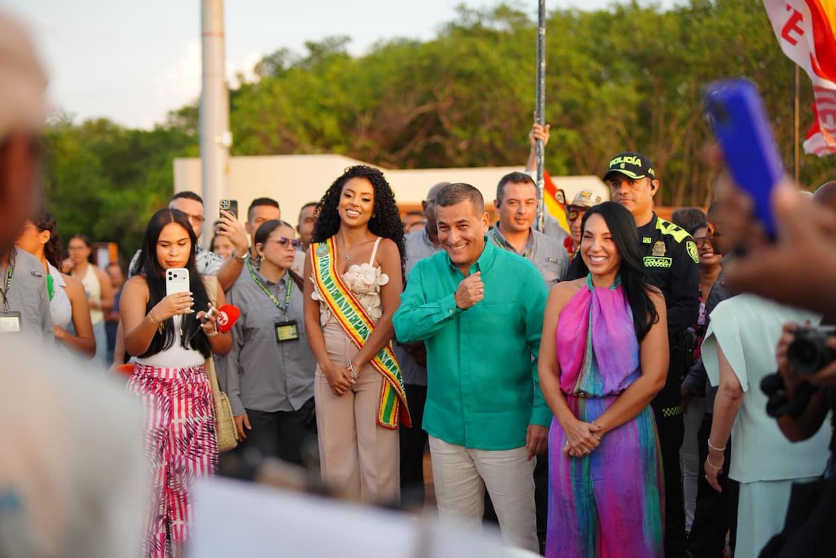 El alcalde Dumek Turbay inauguró oficialmente la Plaza de Variedades de Cartagena. // Foto: Cortesía - Alcaldía de Cartagena.