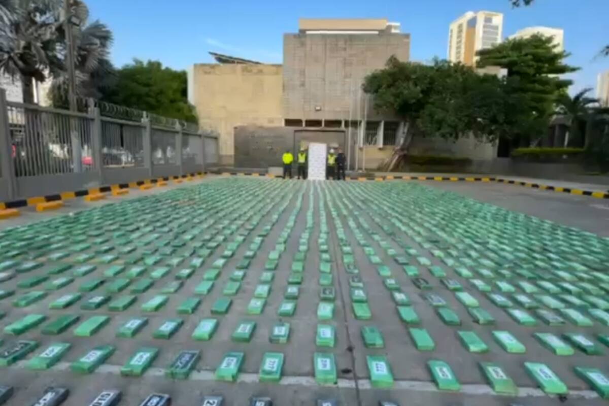 Caen más de 1.000 kilos de cocaína en una carga de fruta en Cartagena