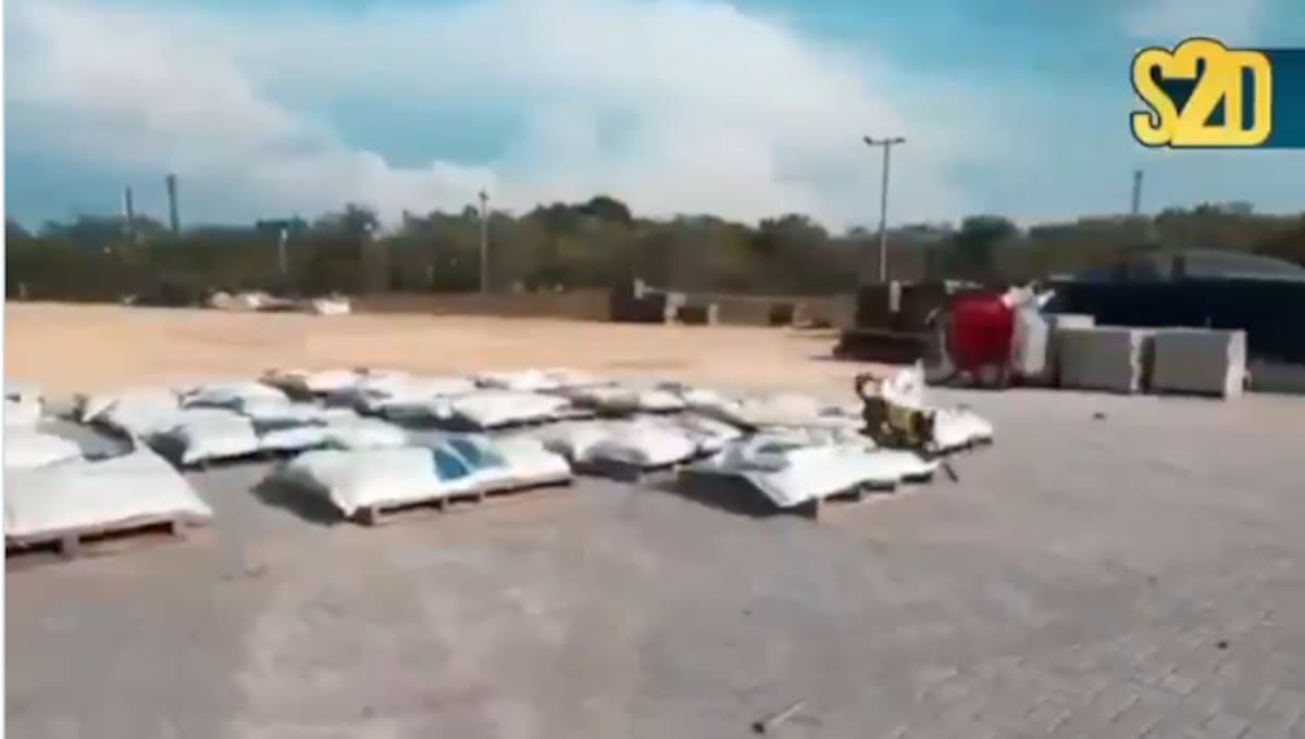 La droga fue hallada en el Puerto de Cartagena durante una inspección de la Policía Nacional. //FOTO: TOMADA DEL DIRECTOR DE LA POLICÍA.