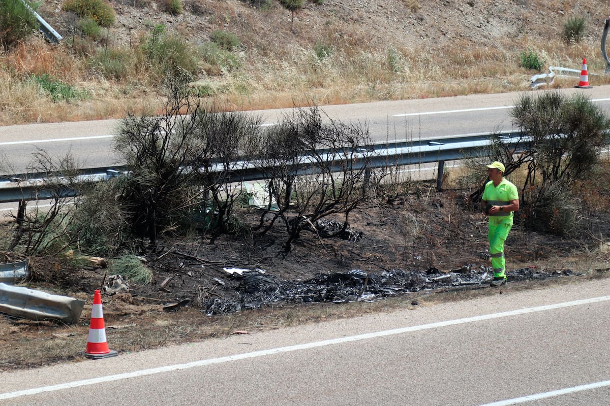 Vista del lugar del accidente en el que el futbolista del Liverpool Diogo Jota, de 28 años, y su hermano André, de 26, fallecieron. //Foto, EFE: Mariam A. Montesinos