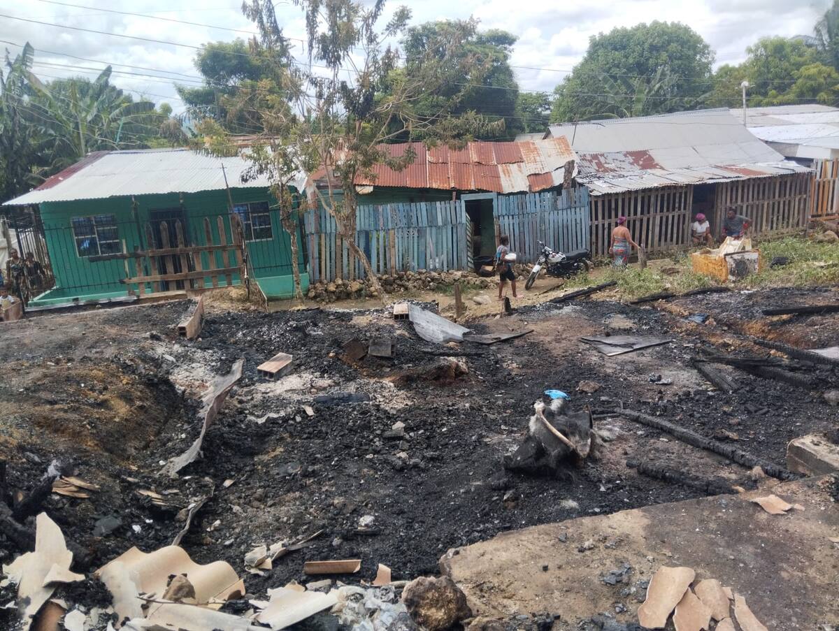 Dos casa destruidas en Albornoz