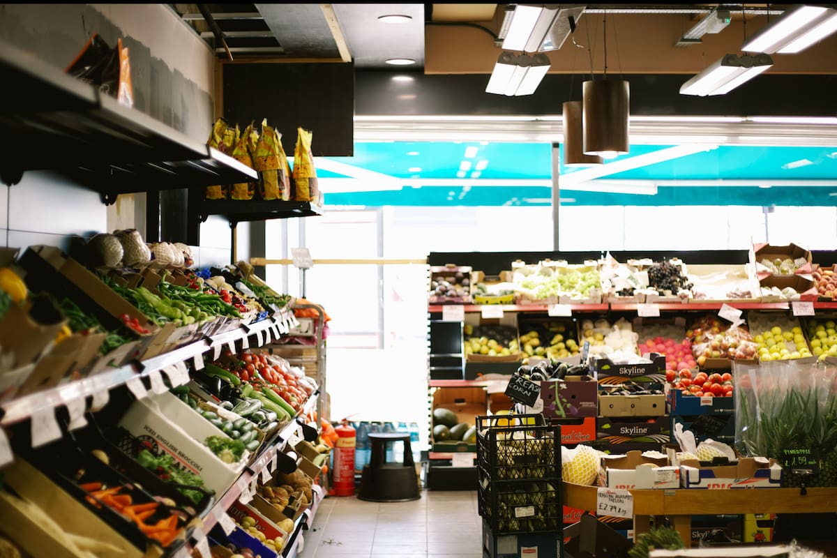 Inflación bajó más de lo esperado en mayo, pero aún no es buena señal