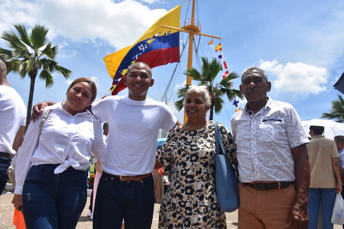 Escuela Naval de Cadetes Almirante Padilla recibe 182 nuevos estudiantes
