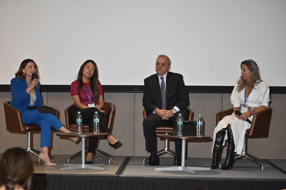 Iniciativa para empoderar a 200 mujeres empresarias en Colombia