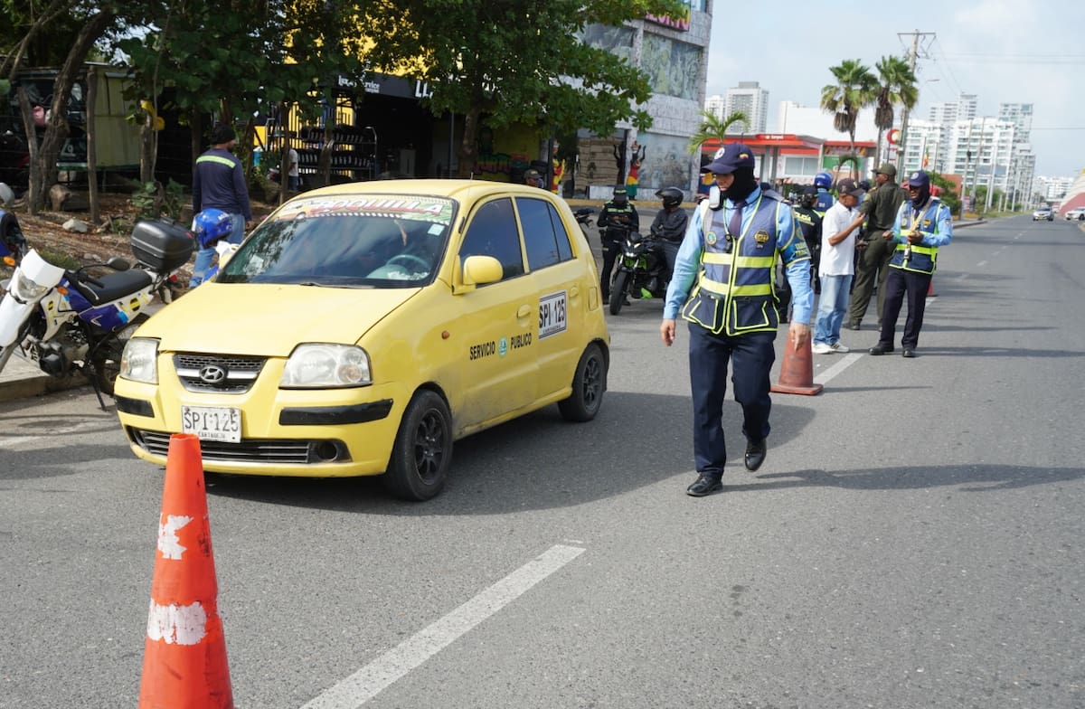 El DATT intensifica controles para cumplir el pico y placa en Cartagena. // Foto: Cortesía - Alcaldía de Cartagena.