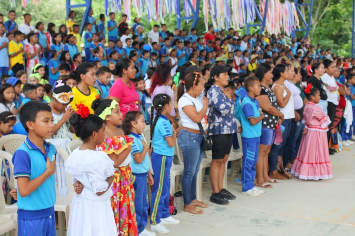 Institución Educativa de Caracolí disfruta de la Semana Cultural con actividades que destacan el talento de los estudiantes.//Foto: cortesía