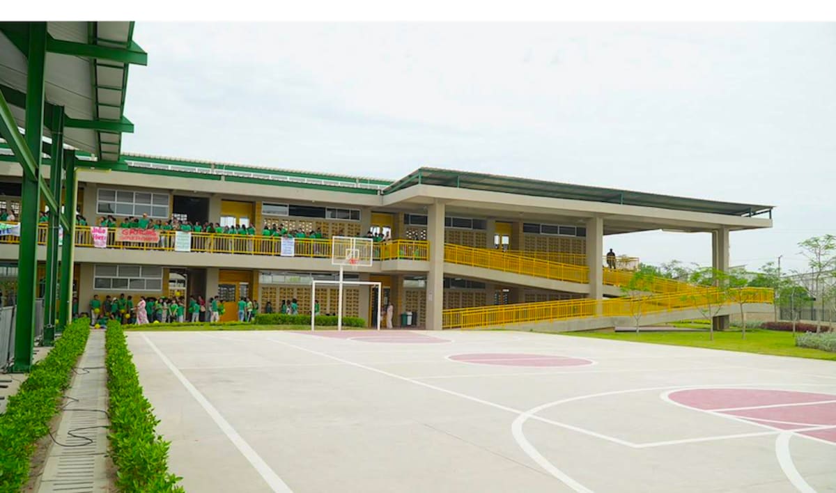 Esta es la parte interna de la Institución Educativa Julio Flórez, en el barrio Villas de San Pablo, jurisdicción de Barranquilla.//Cortesía Alcaldía de Barranquilla.