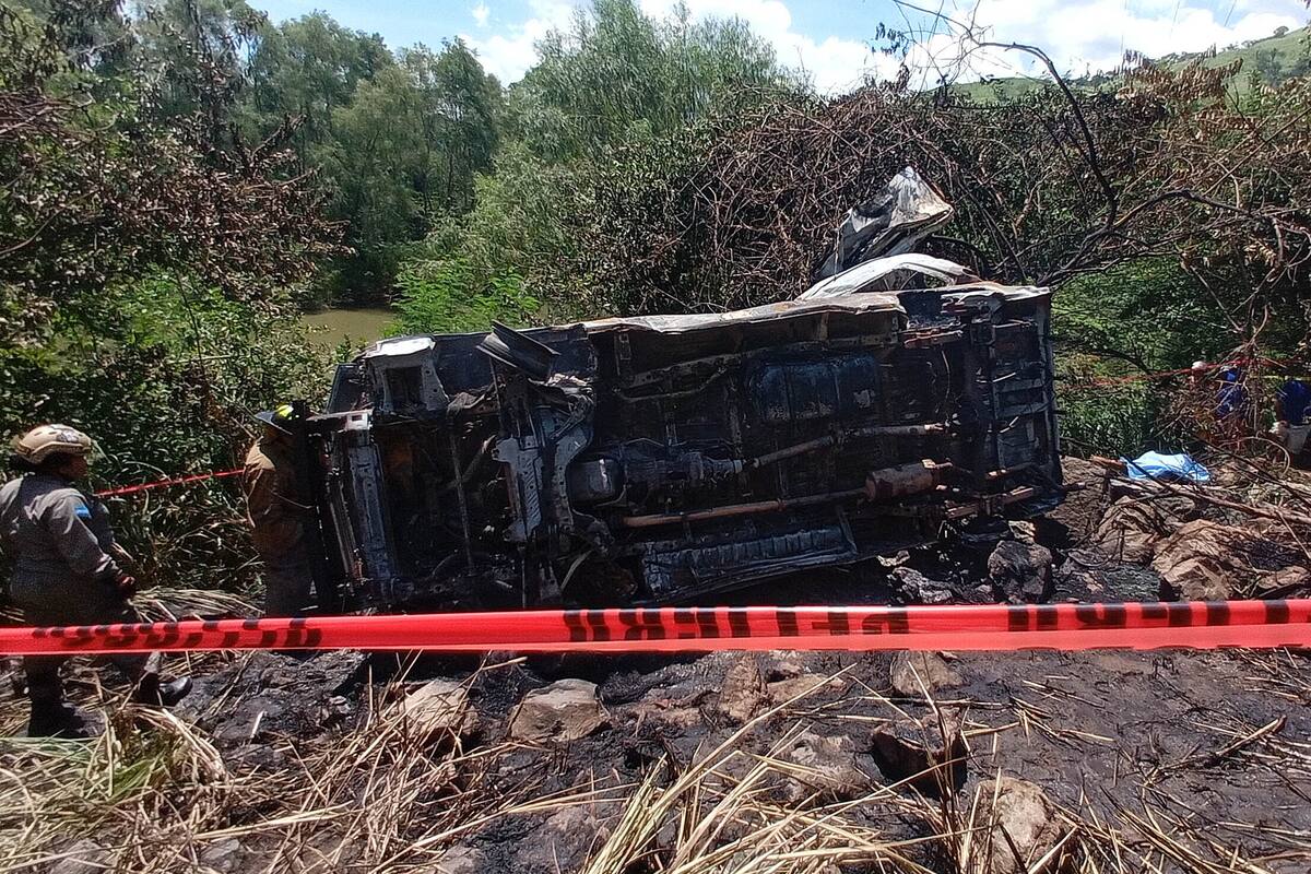 Terrible accidente: van 15 muertos y más de 20 heridos