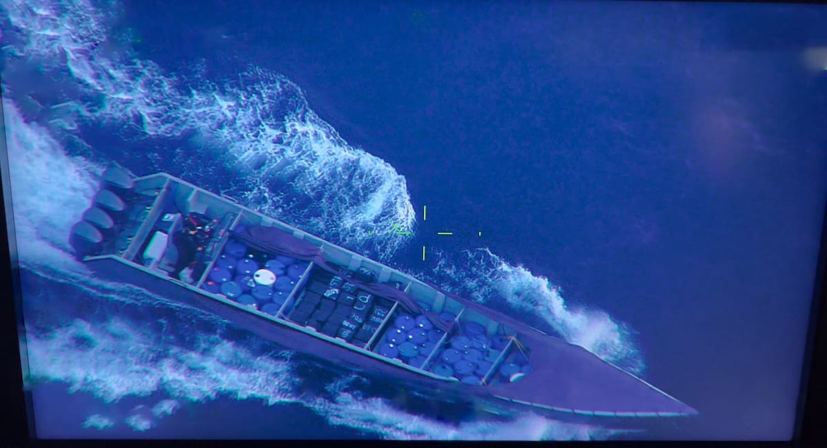 Interceptan lancha con más de tres toneladas de cocaína a 100 millas de Cartagena. // Foto: Armada Nacional