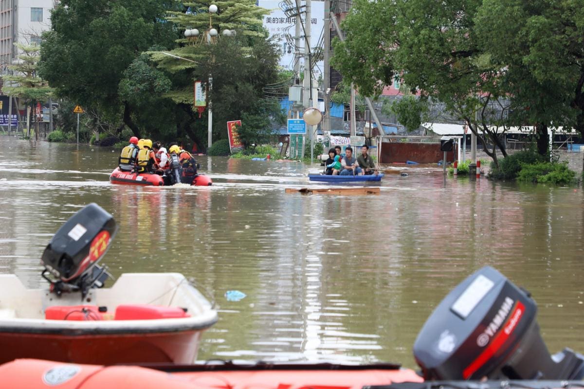 Fuertes lluvias en China dejan cuatro personas muertas y diez desaparecidas