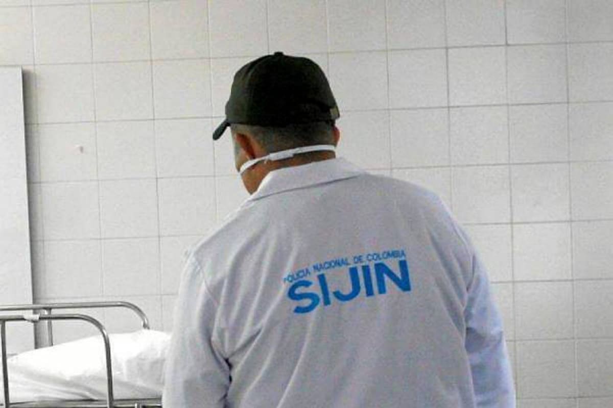El cuerpo de 'él Ñato' fue llevado a Medicina Legal, donde analizan su fallecimiento. (Foto: Archivo / VANGUARDIA LIBERAL)