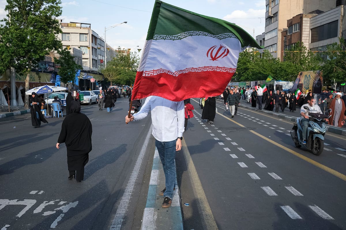 Enviado especial de Estados Unidos confirma que iniciaron conversaciones con Irán