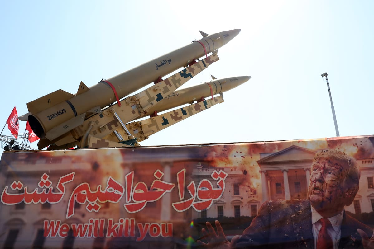 Irán amenaza con usar armas “más destructivas” si vuelve la guerra